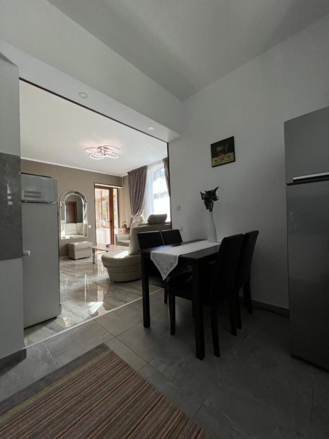 Casa Mugur Apartament Sinaia